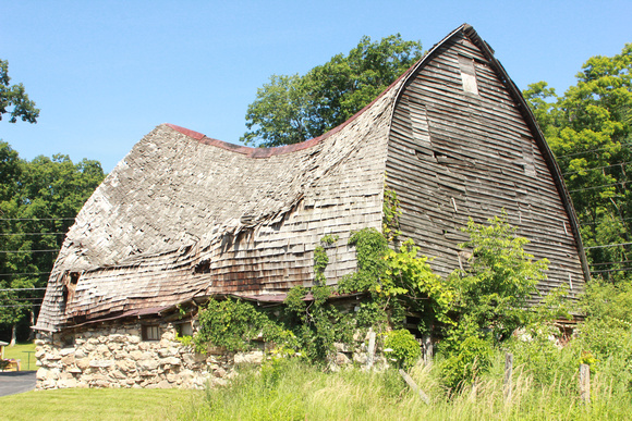 Mayhew Inn Barn - July 2014